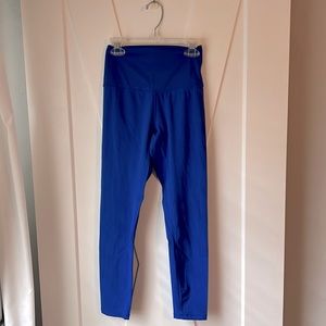 Born primitive leggings size small